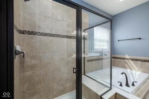 5828 Sunnyvalle Drive Bargersville IN 46106