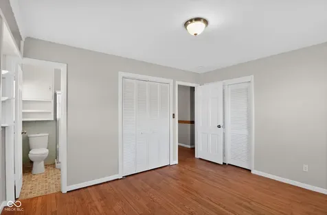 802 Chapel Hill Road Indianapolis IN 46214