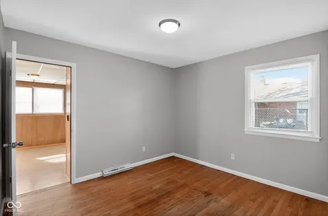 802 Chapel Hill Road Indianapolis IN 46214