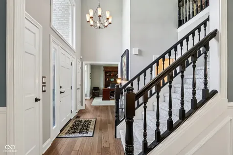 11217 Woods Bay Lane Indianapolis IN 46236