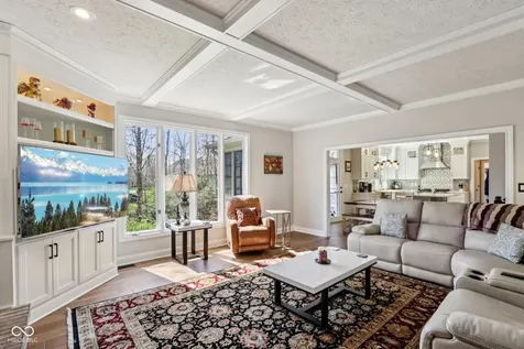 11217 Woods Bay Lane Indianapolis IN 46236