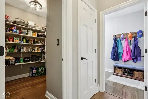 11217 Woods Bay Lane Indianapolis IN 46236