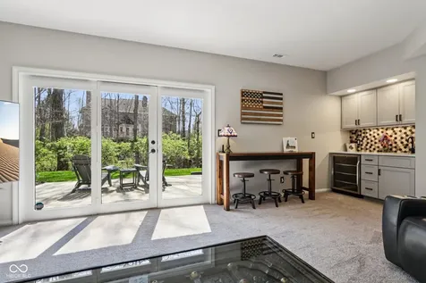 11217 Woods Bay Lane Indianapolis IN 46236