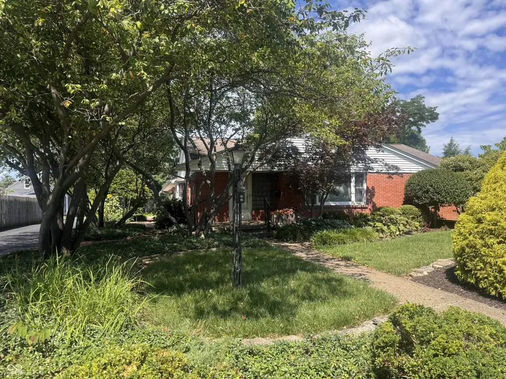 2510 Pearl Street Columbus IN 47201