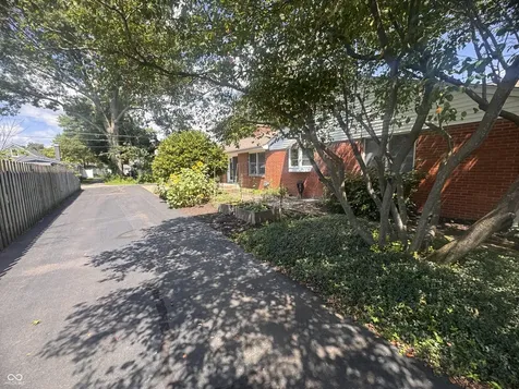 2510 Pearl Street Columbus IN 47201