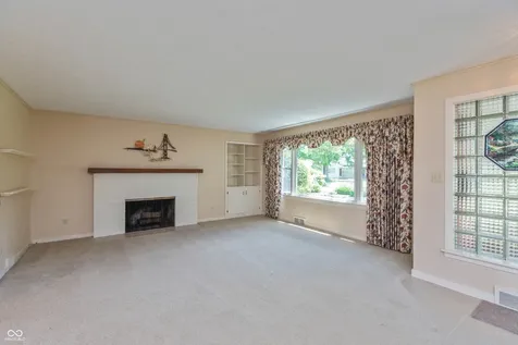 2510 Pearl Street Columbus IN 47201