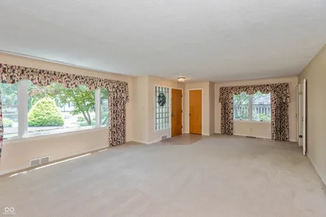 2510 Pearl Street Columbus IN 47201