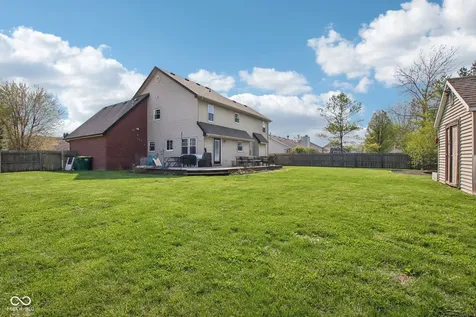 1694 Williamsburg Lane Franklin IN 46131