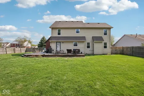 1694 Williamsburg Lane Franklin IN 46131