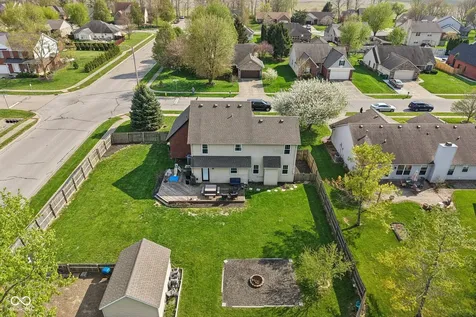 1694 Williamsburg Lane Franklin IN 46131