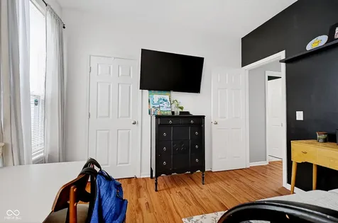 5501 Pelham Way Indianapolis IN 46216