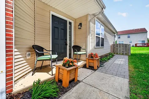 5501 Pelham Way Indianapolis IN 46216