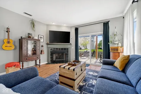 5501 Pelham Way Indianapolis IN 46216