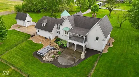 1646 E 600 N Whiteland IN 46184