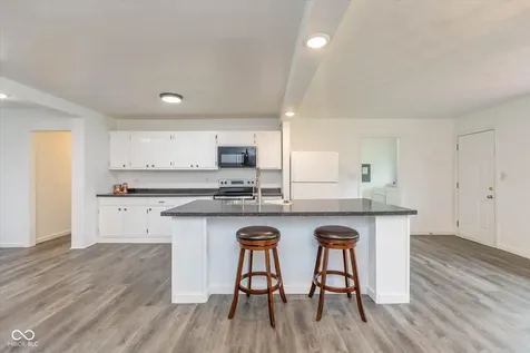 715 Ralston Road Indianapolis IN 46217