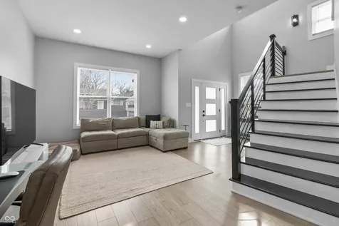 4302 Winthrop Avenue Indianapolis IN 46205