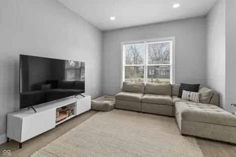 4302 Winthrop Avenue Indianapolis IN 46205