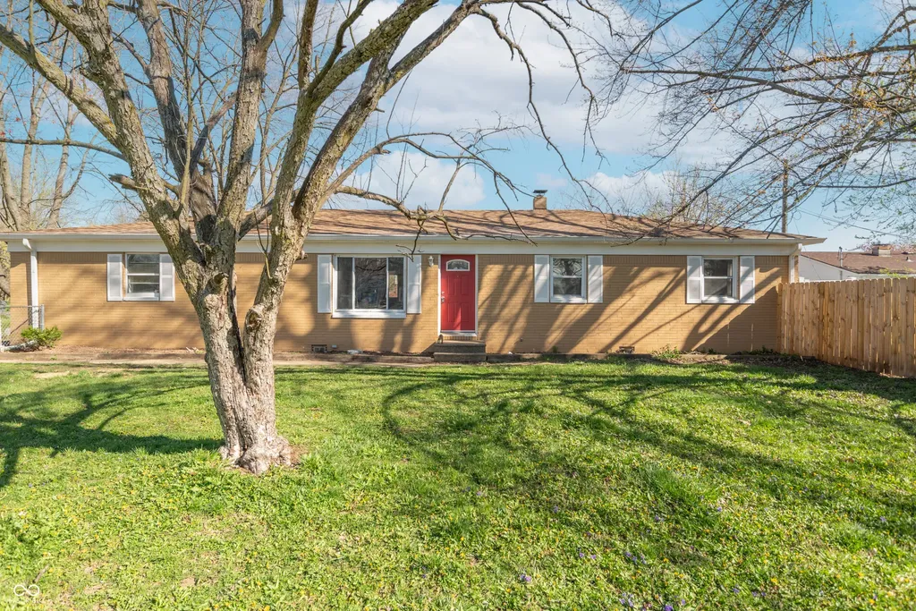8723 Lynbrook Drive Indianapolis IN 46219