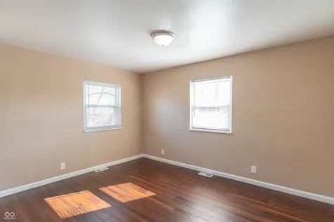 8723 Lynbrook Drive Indianapolis IN 46219