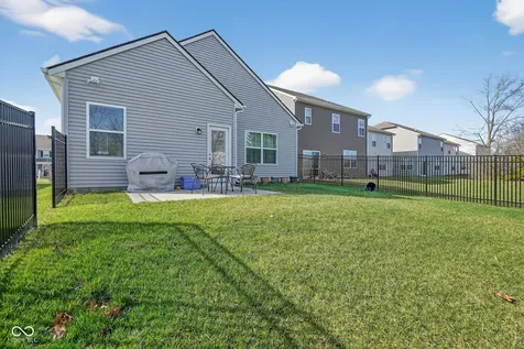 6040 Medina Spirit Drive Indianapolis IN 46237