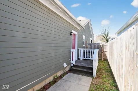 1031 Saint Paul Street Indianapolis IN 46203