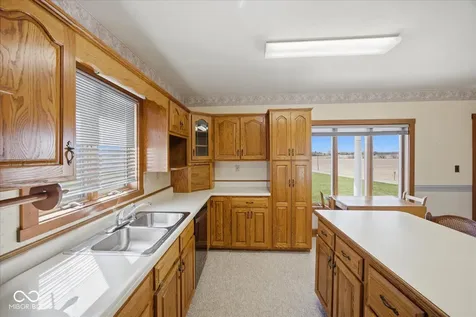 3643 W 600 S Shelbyville IN 46176