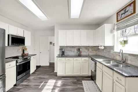 5128 Moller Road Indianapolis IN 46254