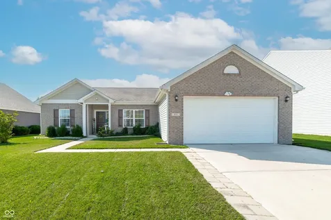 841 Cherry Tree Lane Greenwood IN 46143