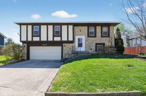 607 Rahkewood Drive Indianapolis IN 46217