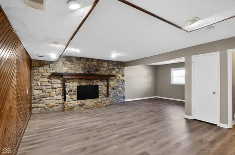607 Rahkewood Drive Indianapolis IN 46217
