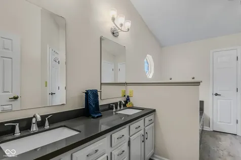 783 N Shore Boulevard Franklin IN 46131