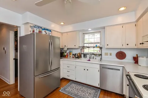 1244 Darby Lane Indianapolis IN 46260