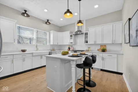 942 Jefferson Avenue Indianapolis IN 46201