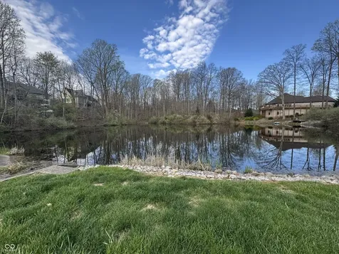 2945 Fox Court E Martinsville IN 46151