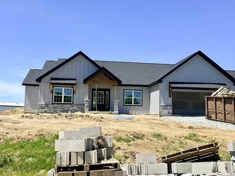 4 Pine Hills Court Crawfordsville IN 47933