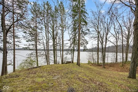 7588 N Blue Heron Drive Unionville IN 47468