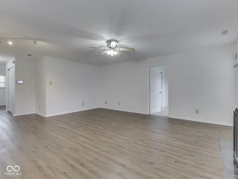10343 Waveland Circle Fishers IN 46038