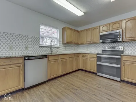 10343 Waveland Circle Fishers IN 46038