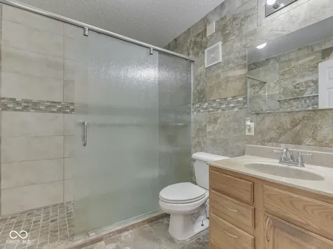 10343 Waveland Circle Fishers IN 46038