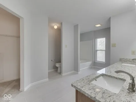 10343 Waveland Circle Fishers IN 46038