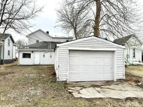 328-330 W Mechanic Street Shelbyville IN 46176