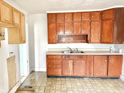 328-330 W Mechanic Street Shelbyville IN 46176