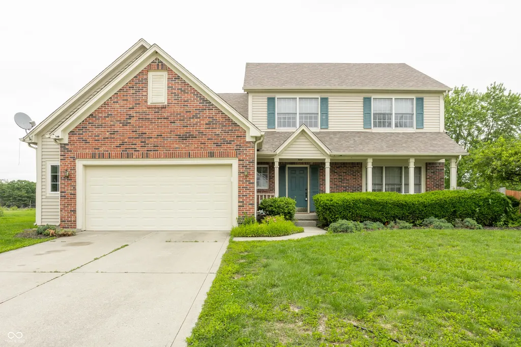 1101 Spanish Lake Drive Avon IN 46123