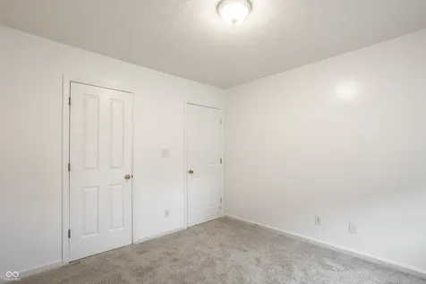 1101 Spanish Lake Drive Avon IN 46123