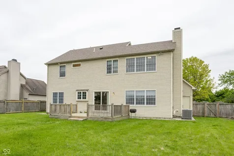 1101 Spanish Lake Drive Avon IN 46123