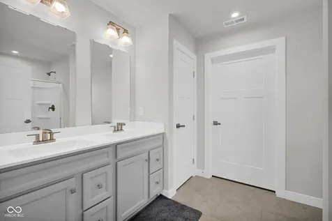 959 Independence Drive Edinburgh IN 46124