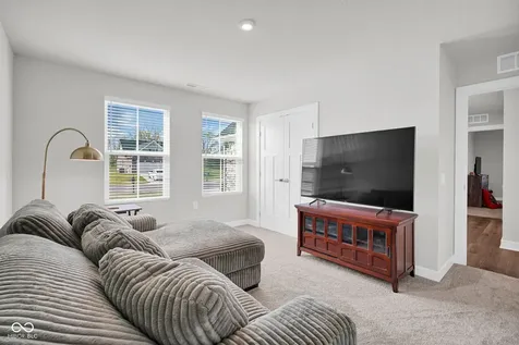 959 Independence Drive Edinburgh IN 46124