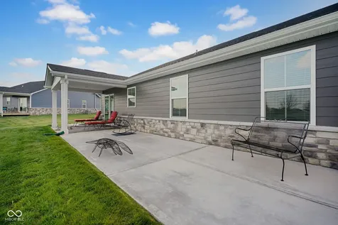 959 Independence Drive Edinburgh IN 46124