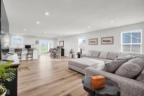 959 Independence Drive Edinburgh IN 46124