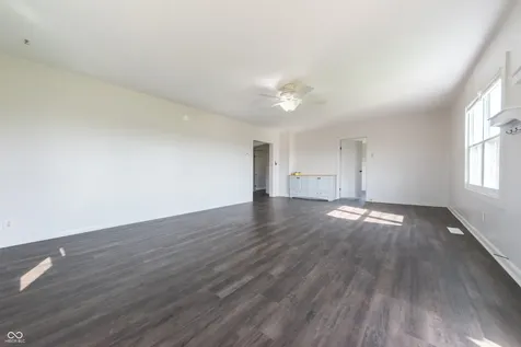 728 N 650 E Columbus IN 47203